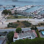 Homestay Parva Port