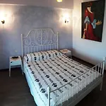 Homestay Parva Port *