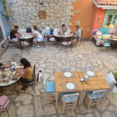 Parva Port Homestay szállás *