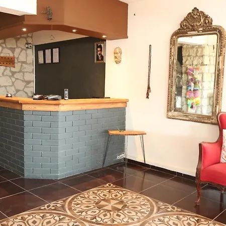 Parva Port Pansiyon Alaçatı